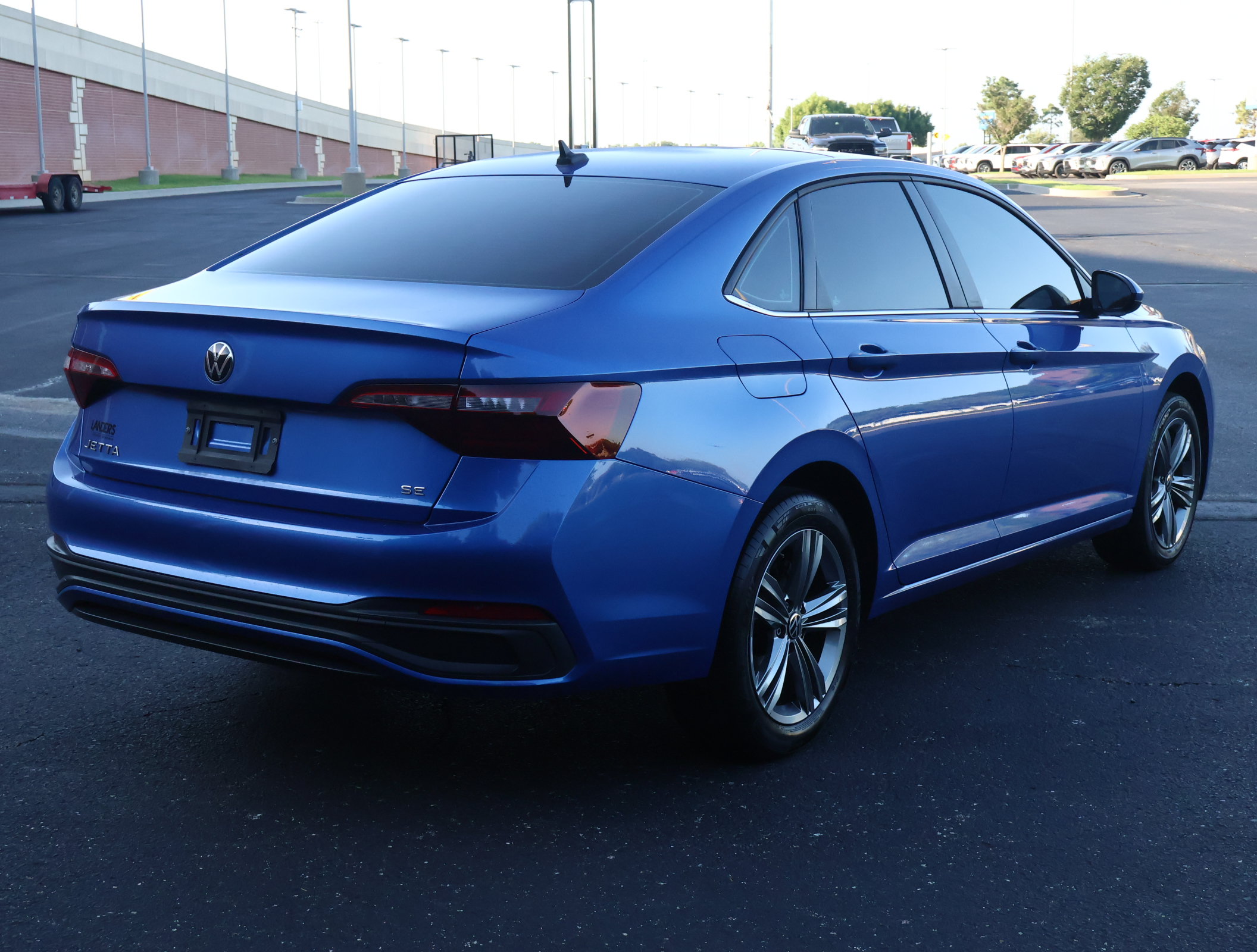 Used 2023 Volkswagen Jetta SE w/ Panoramic Sunroof Package FWD image 28