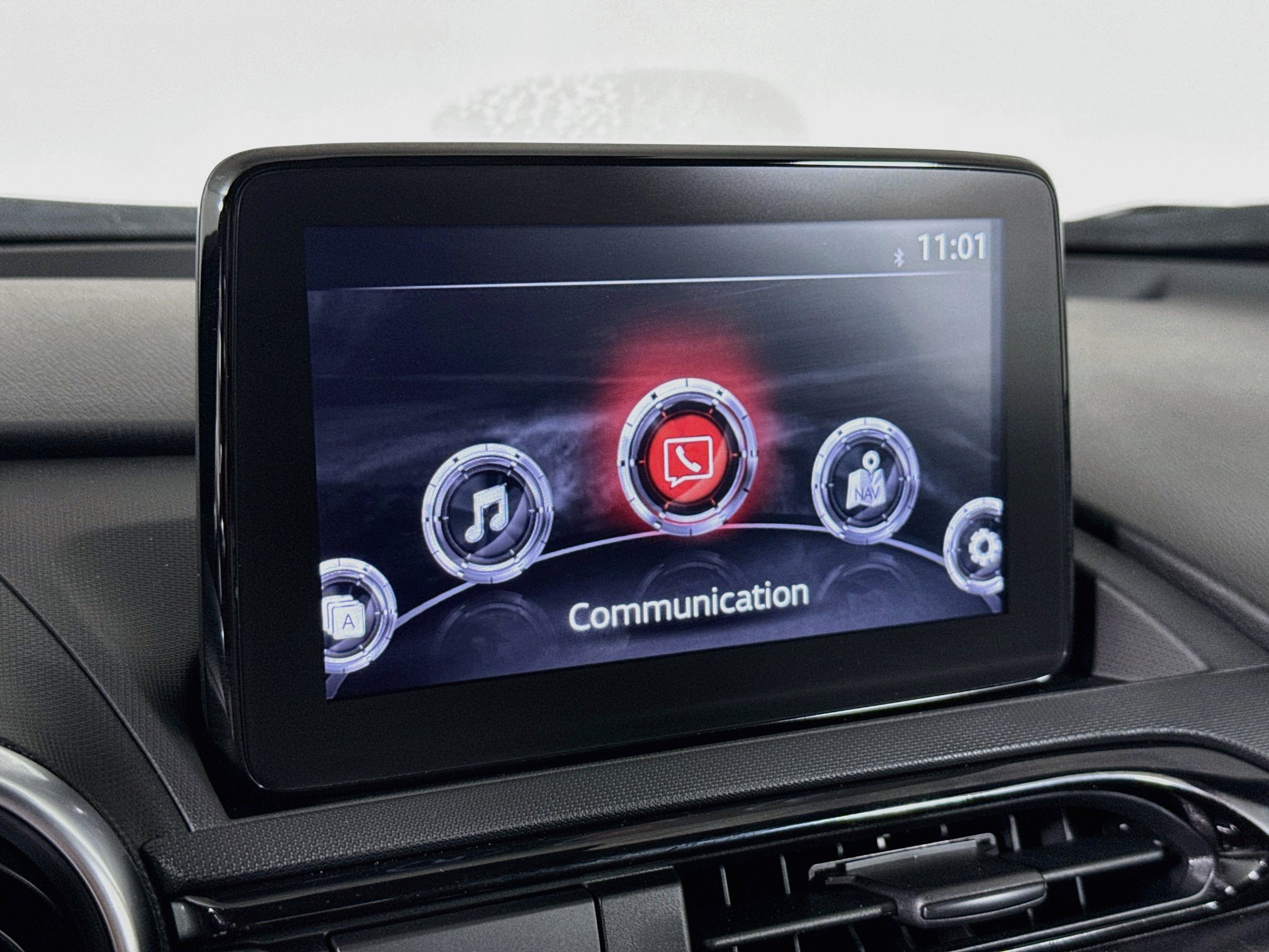 Used 2023 MAZDA MX-5 Miata Grand Touring RWD image 17