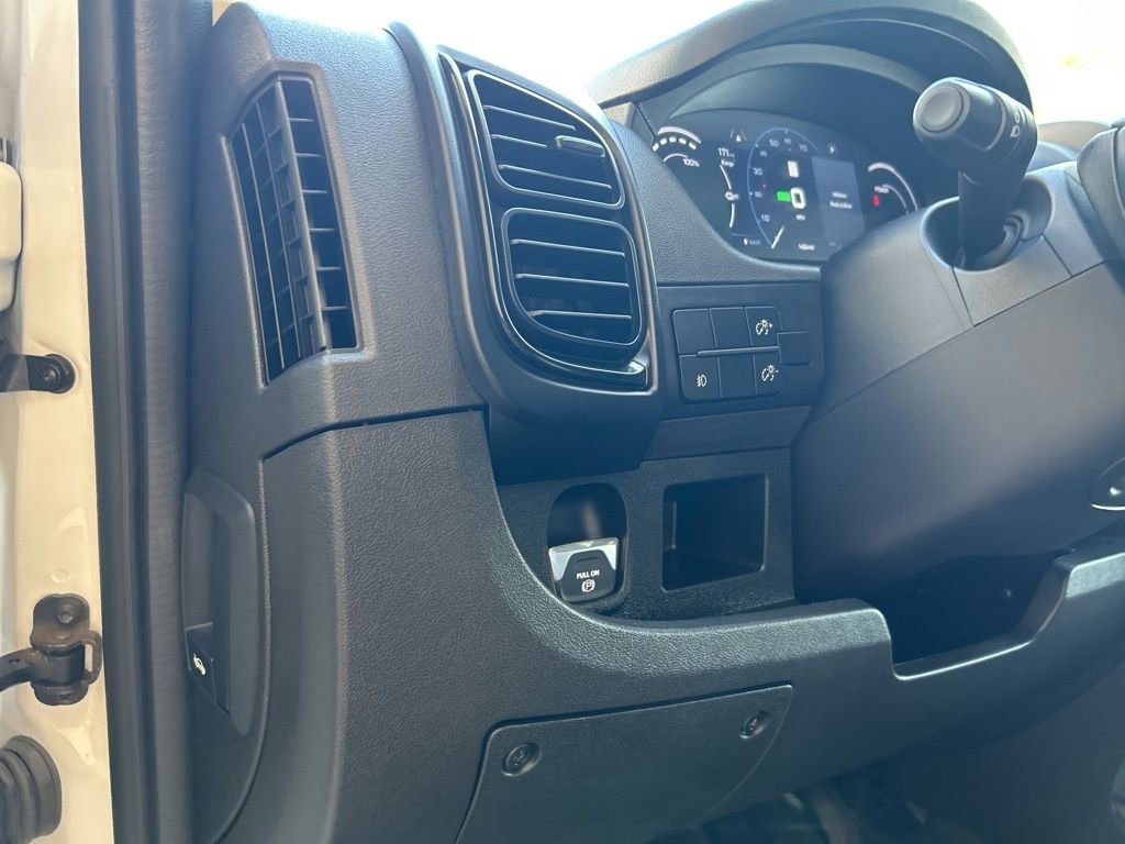 Used 2024 RAM ProMaster 3500 w/ Delivery Van Package image 33