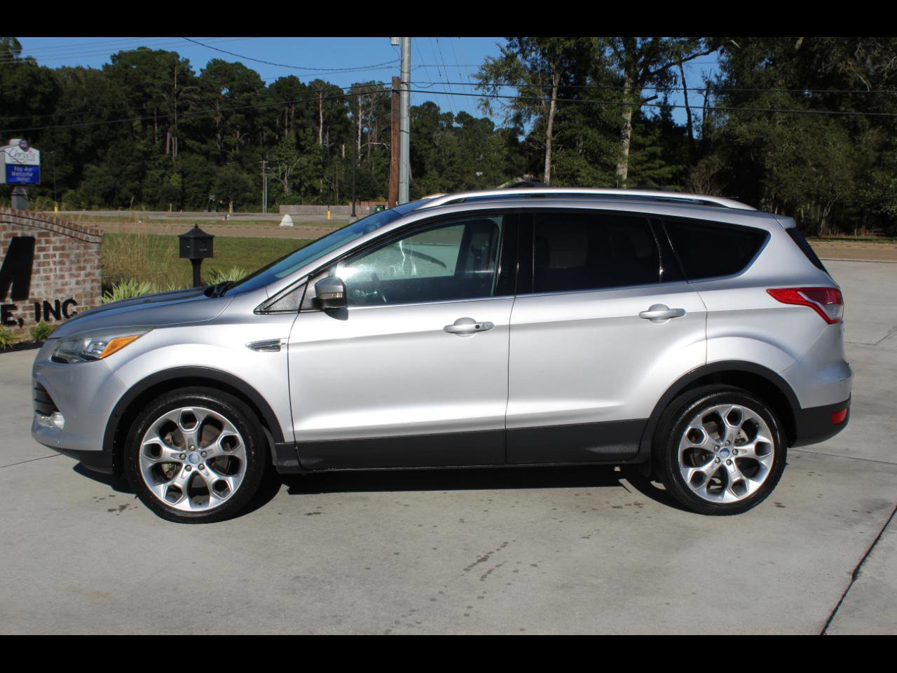 Used 2013 Ford Escape Titanium w/ Parking Technology Pkg