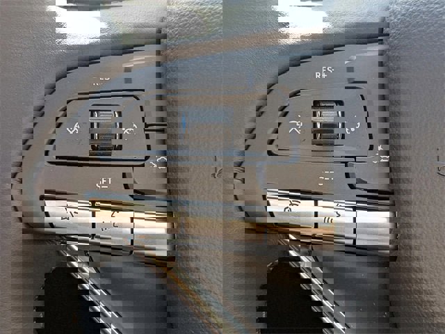 New 2025 Cadillac XT6 Luxury image 29