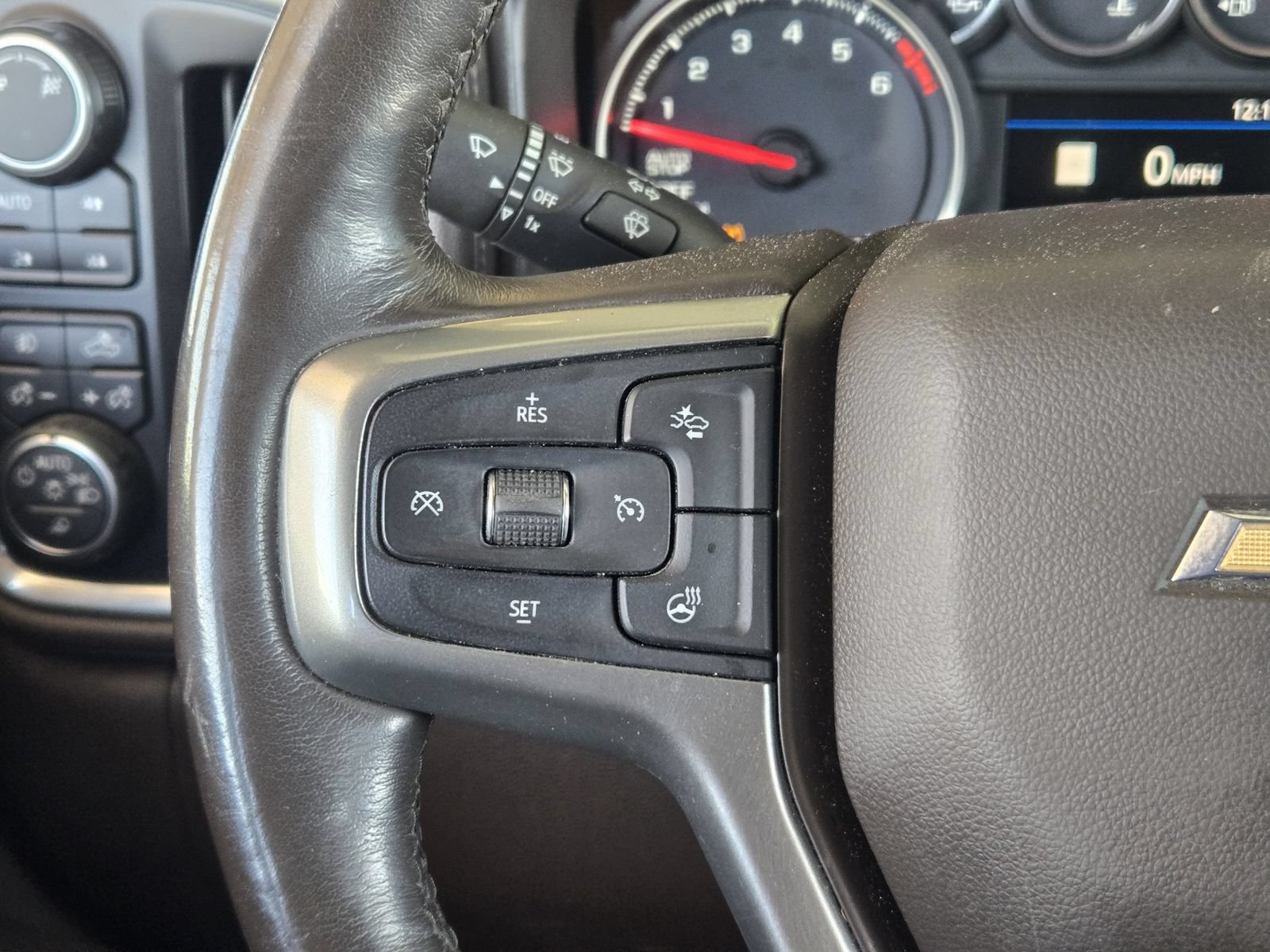 Used 2019 Chevrolet Silverado 1500 LTZ AWD/4WD image 28