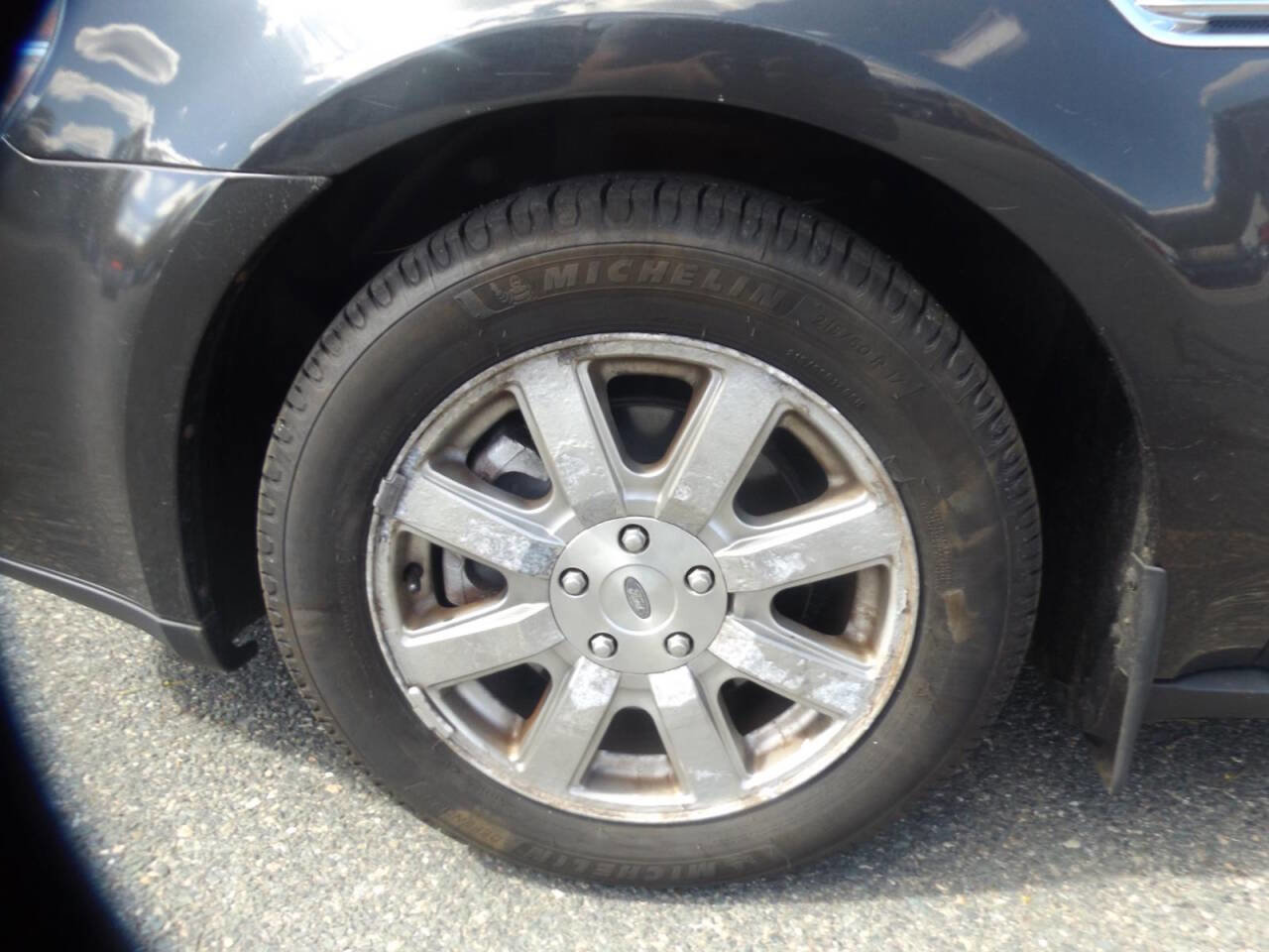 Used 2008 Ford Taurus SEL FWD image 17