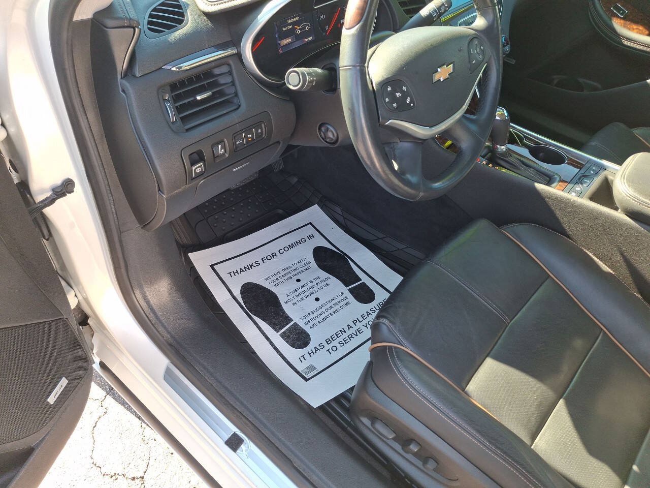 Used 2014 Chevrolet Impala LTZ FWD image 13
