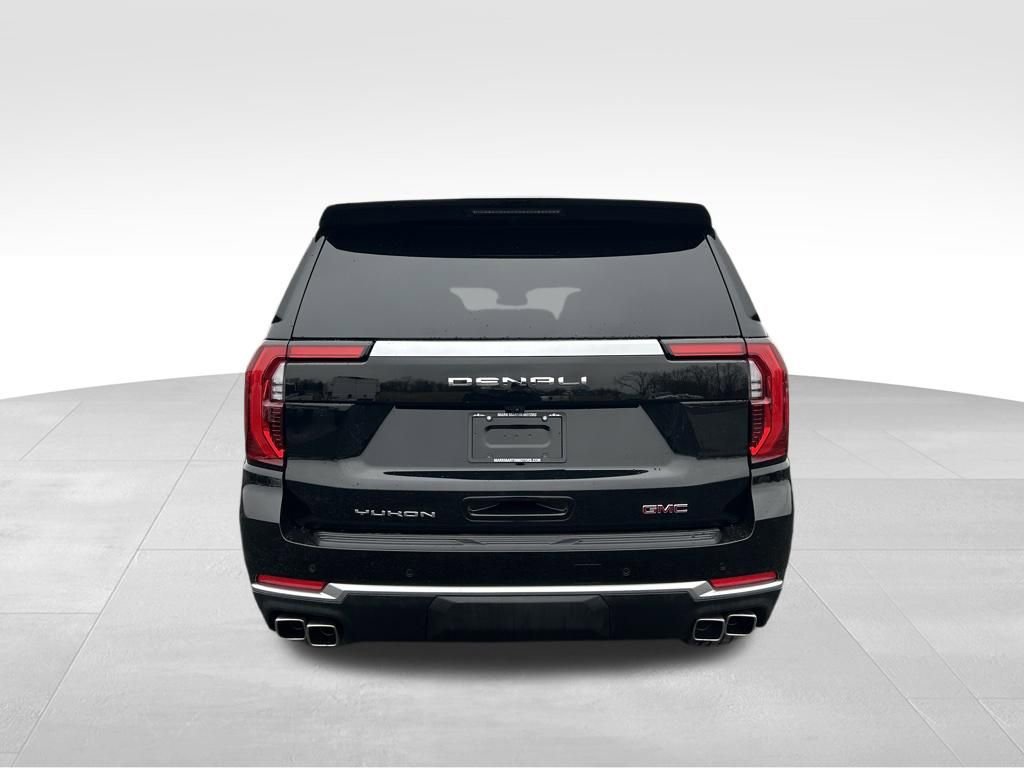 Used 2025 GMC Yukon Denali w/ Sun & Power Step Package image 19