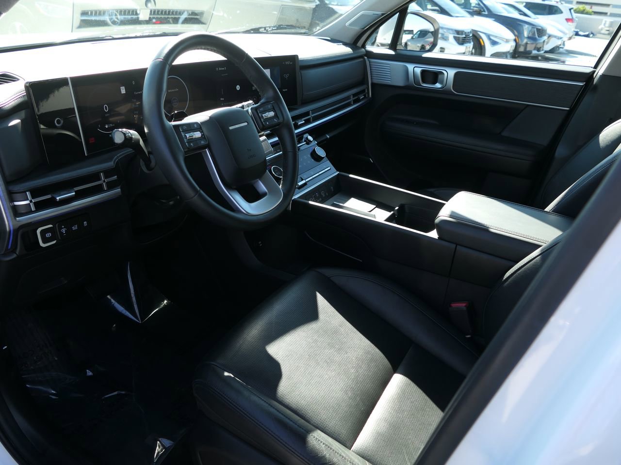 Used 2025 Hyundai Santa Fe Limited image 12