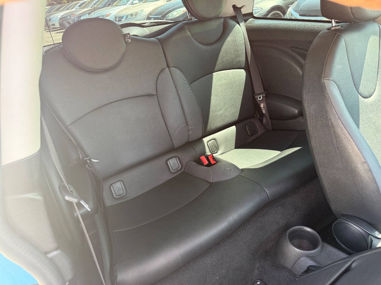 Used 2010 MINI Cooper Hardtop FWD image 16