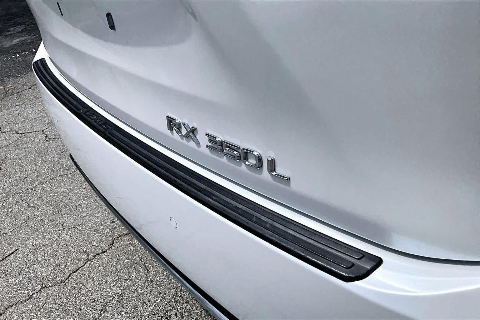 Used 2019 Lexus RX 350L FWD image 10