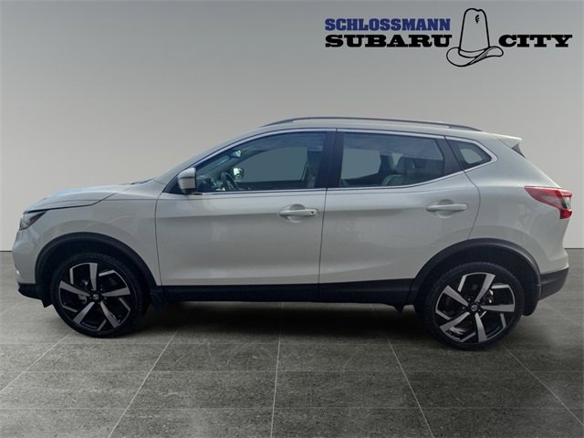 Used 2022 Nissan Rogue Sport SL w/ Premium Package image 6