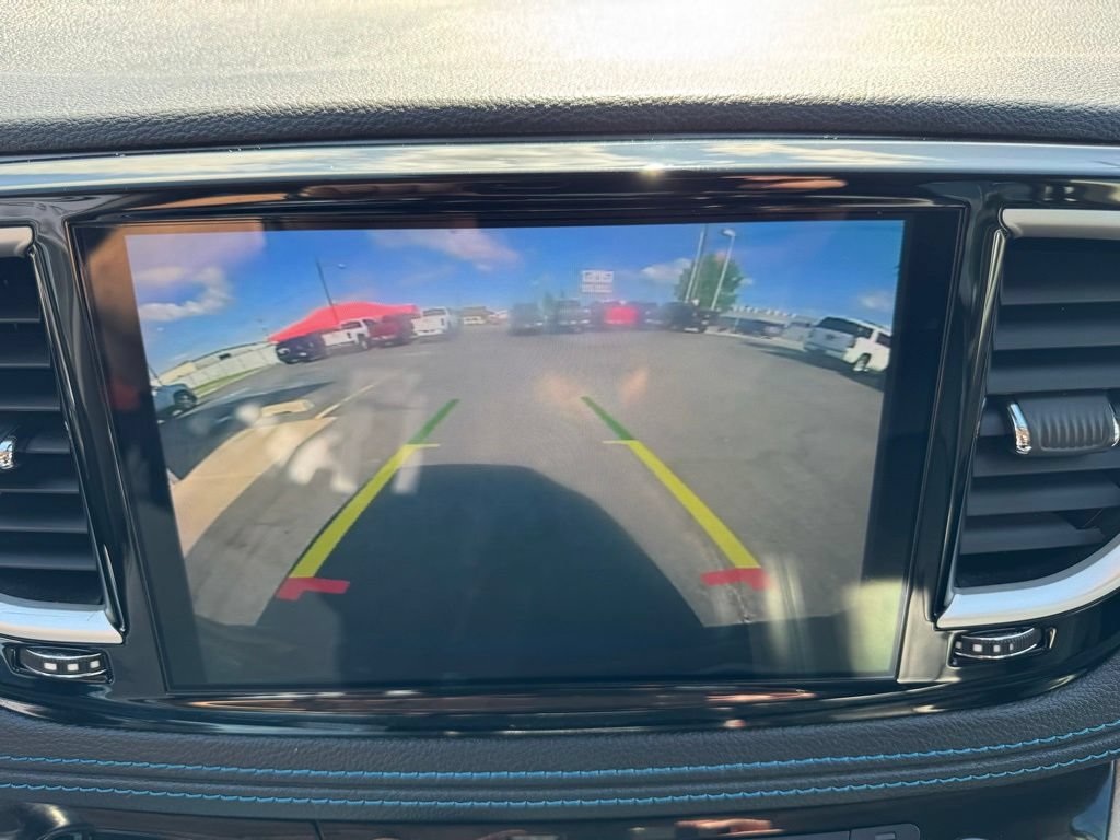 Used 2021 Chrysler Pacifica Touring-L FWD image 19