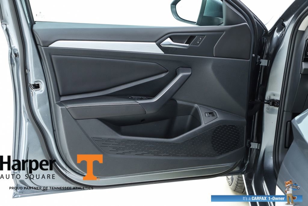 Used 2025 Volkswagen Jetta S image 54