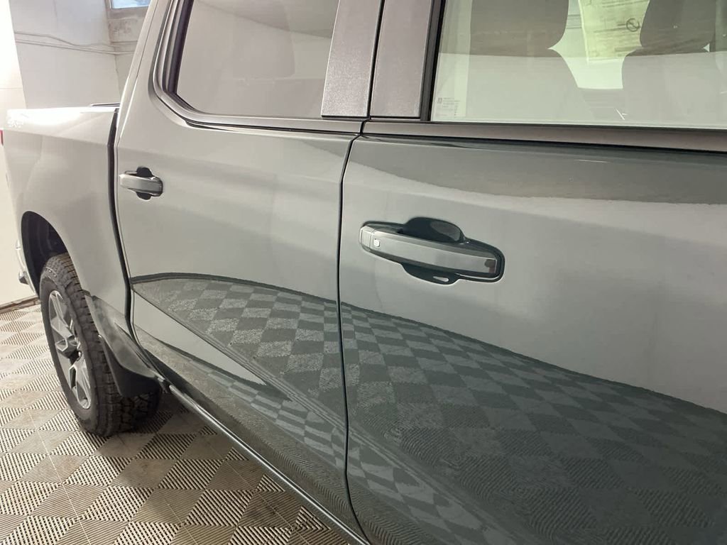 New 2026 Chevrolet Silverado 1500 LT AWD/4WD image 13
