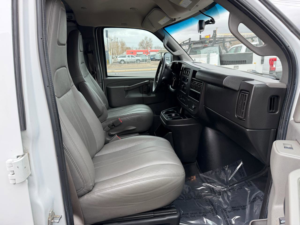 Used 2020 Chevrolet Express 2500 Extended w/ Driver Convenience Package image 27