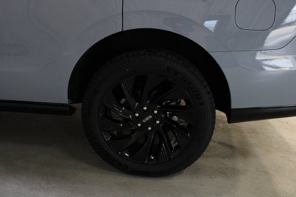 New 2027 Lincoln Navigator Reserve w/ Jet Appearance Package AWD/4WD image 27