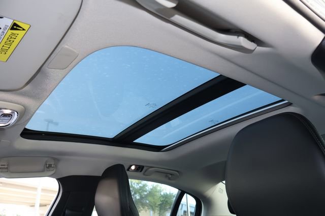 Used 2019 Volvo S60 T5 Momentum w/ Multimedia Package image 29