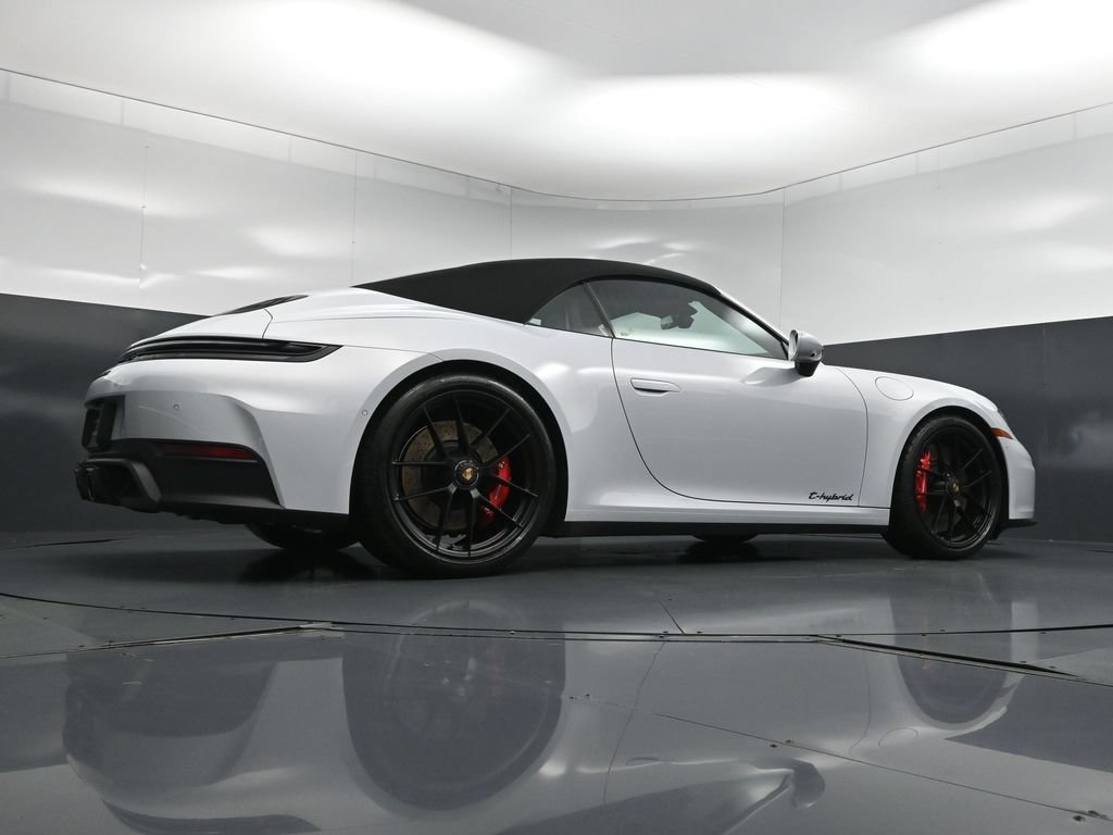 Used 2026 Porsche 911 Carrera GTS RWD image 26