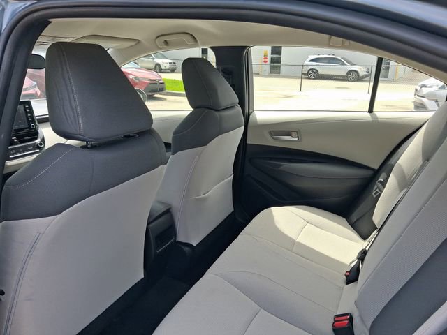 Used 2021 Toyota Corolla LE image 5