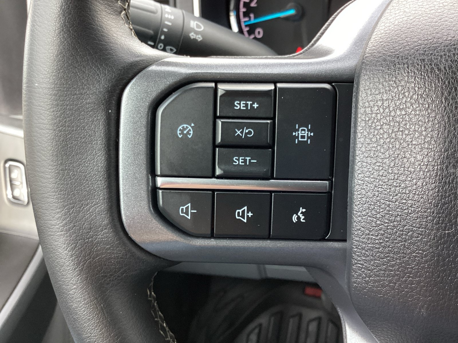 Used 2023 Ford F150 XLT w/ Equipment Group 301A Mid AWD/4WD image 31
