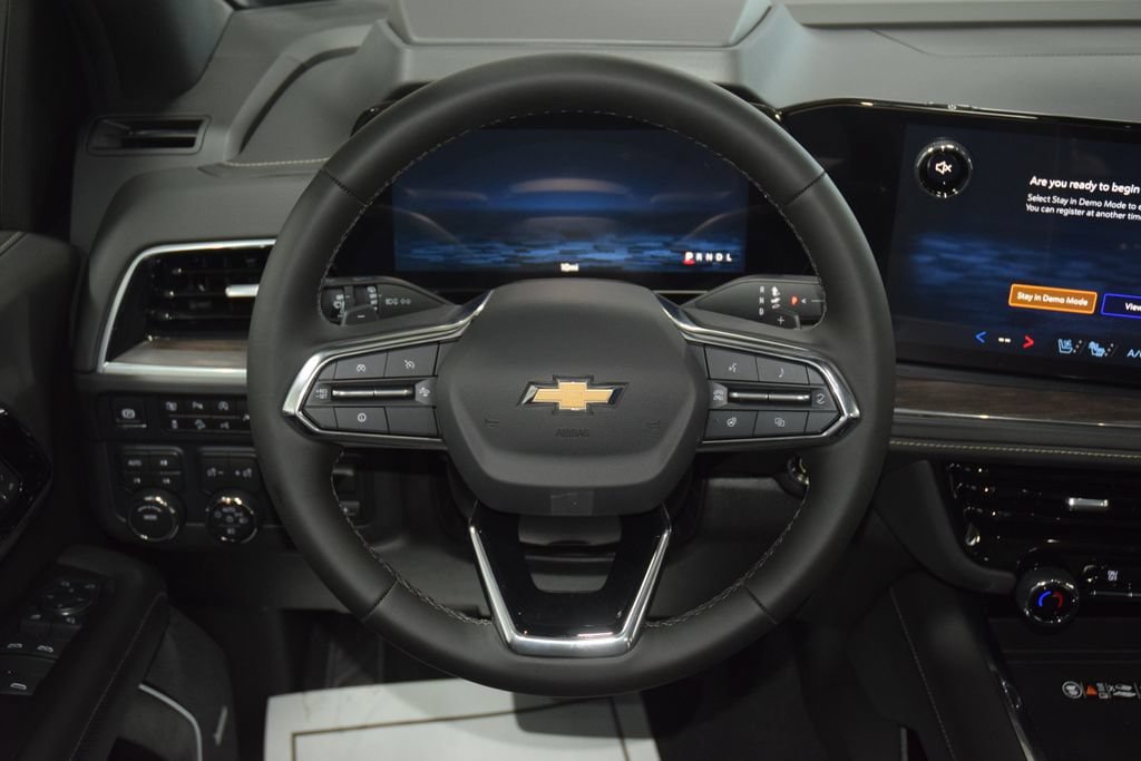 New 2026 Chevrolet Suburban Premier AWD/4WD image 37