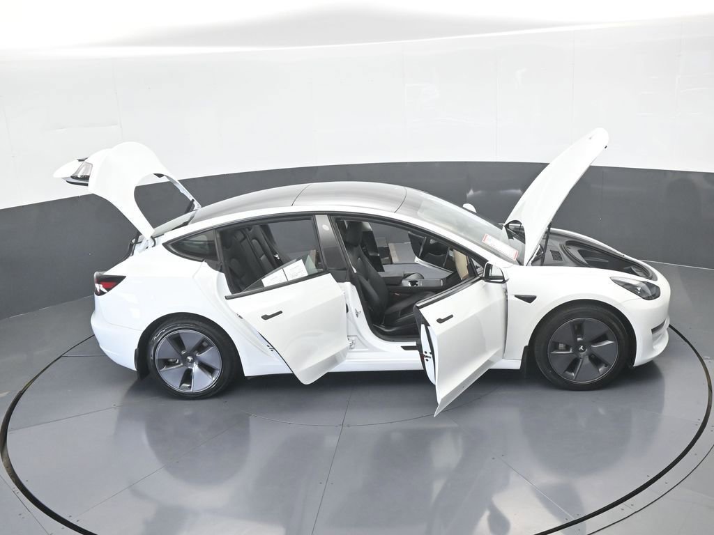 Used 2023 Tesla Model 3 Standard Range image 69