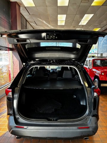 Used 2023 Toyota RAV4 XLE AWD/4WD image 13