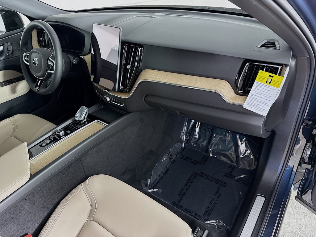 New 2026 Volvo XC60 B5 Core image 29