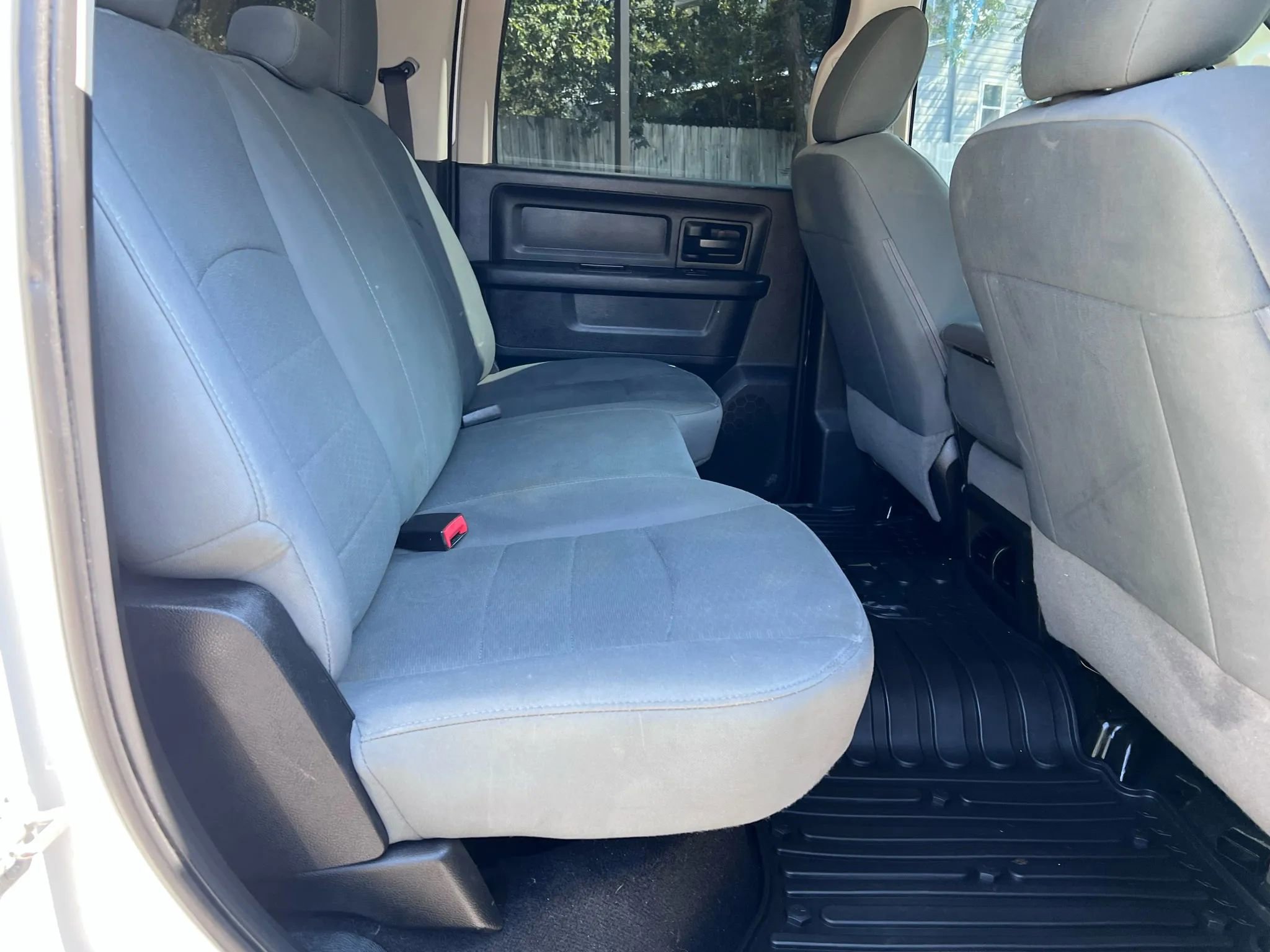 Used 2018 RAM 3500 Tradesman w/ Chrome Appearance Group image 26