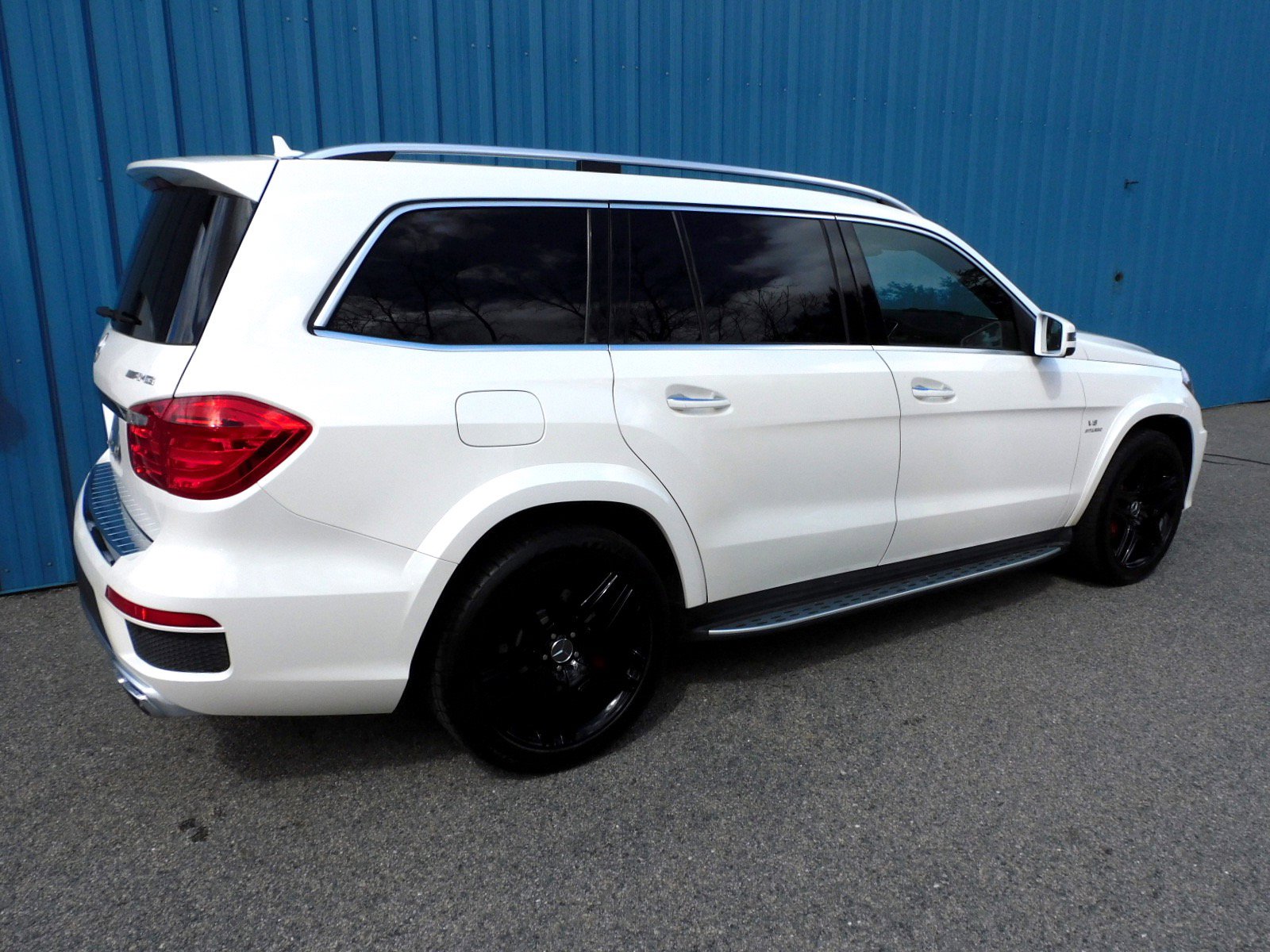 Used 2016 Mercedes-Benz GL 63 AMG 4MATIC image 5
