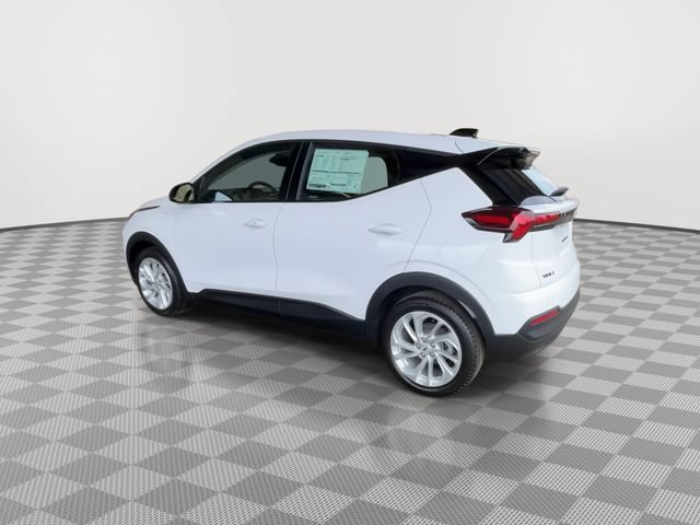 New 2027 Chevrolet Bolt LT w/ Comfort Package FWD image 5