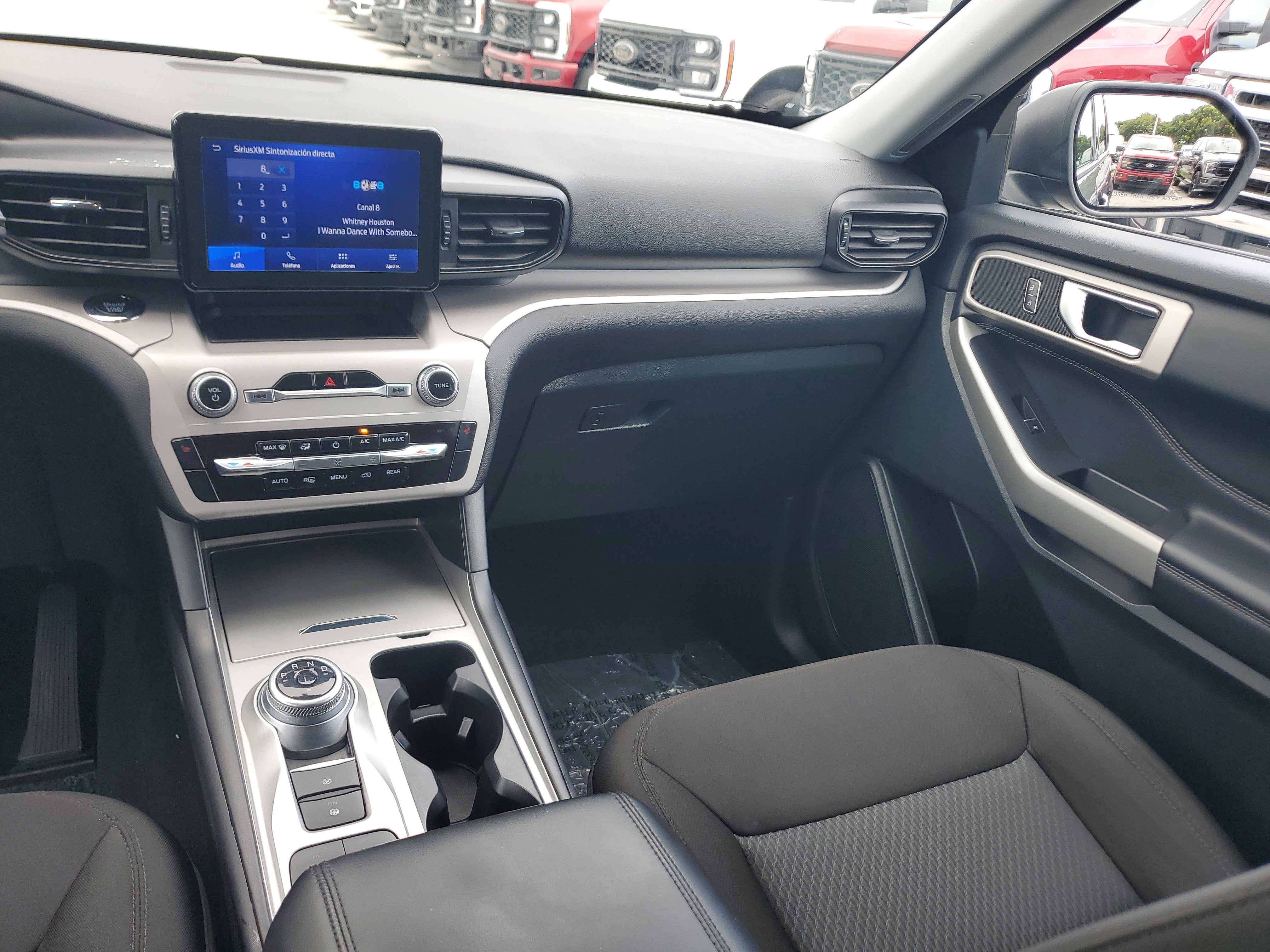 Certified 2023 Ford Explorer XLT image 18