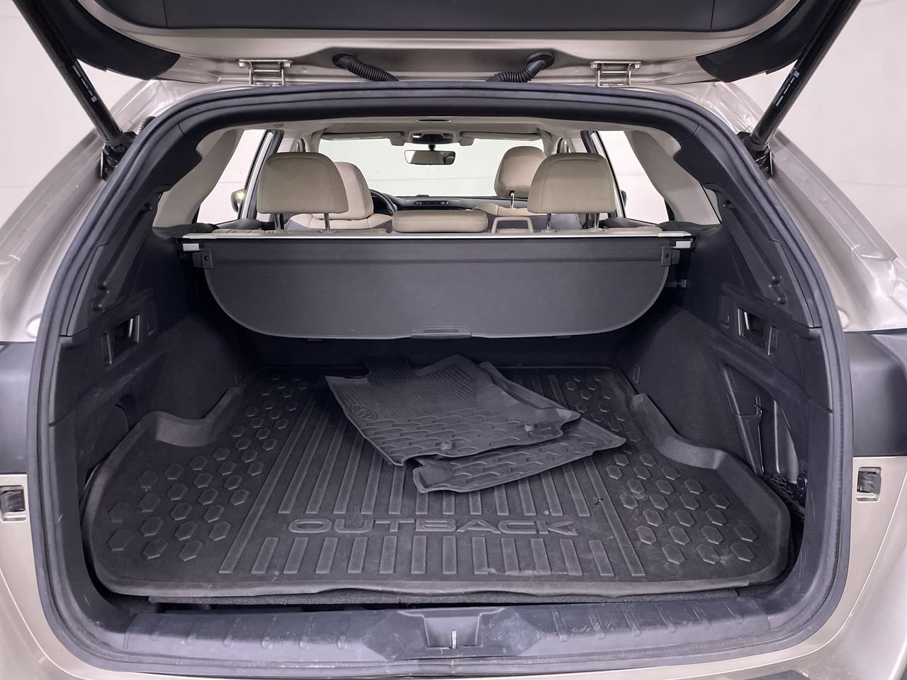 Used 2020 Subaru Outback Limited AWD/4WD image 22