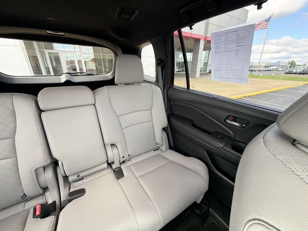 Used 2021 Honda Passport Elite image 14