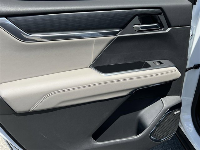 New 2025 GMC Acadia Elevation image 23