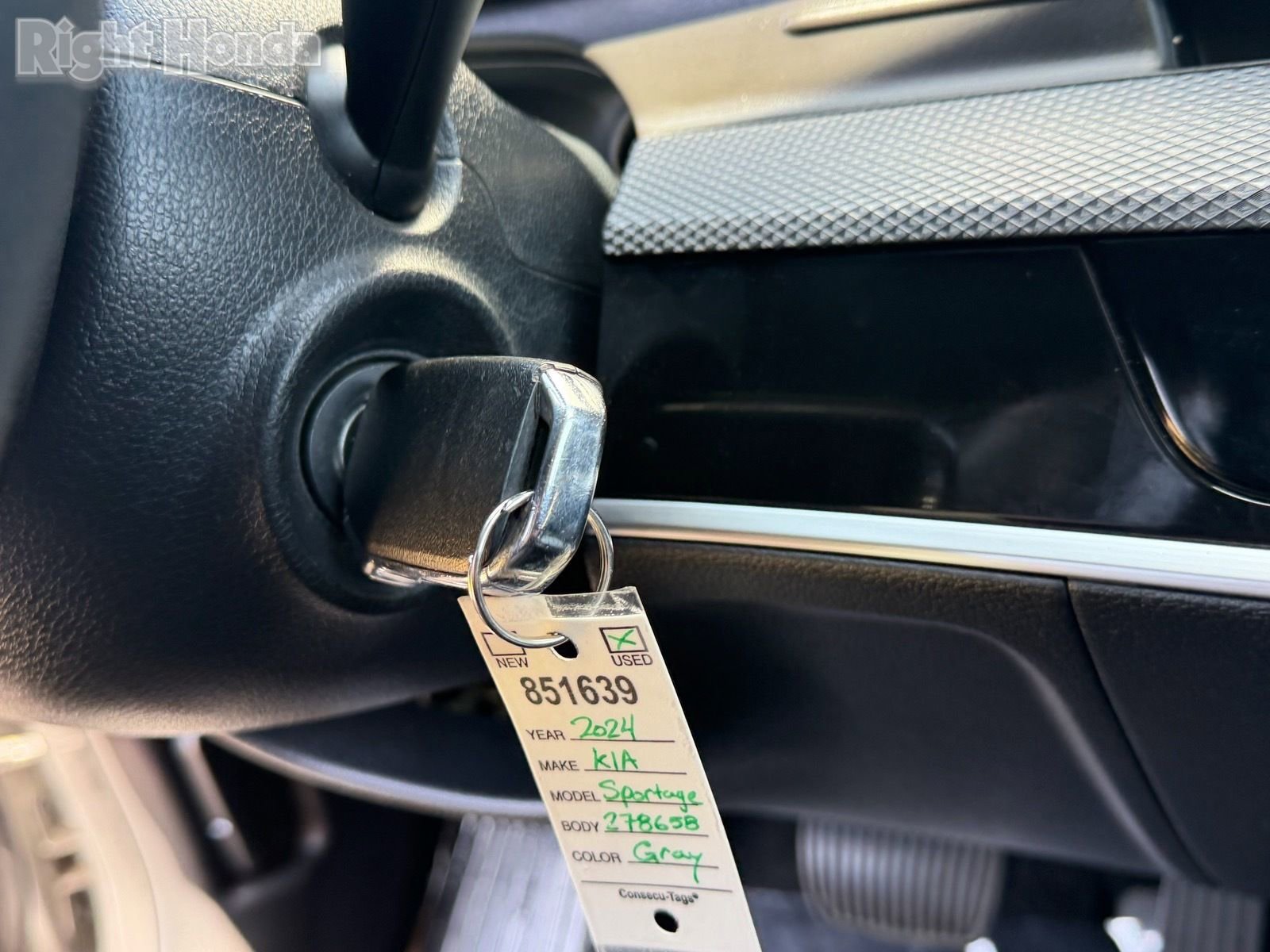 Used 2024 Kia Sportage LX AWD/4WD image 32