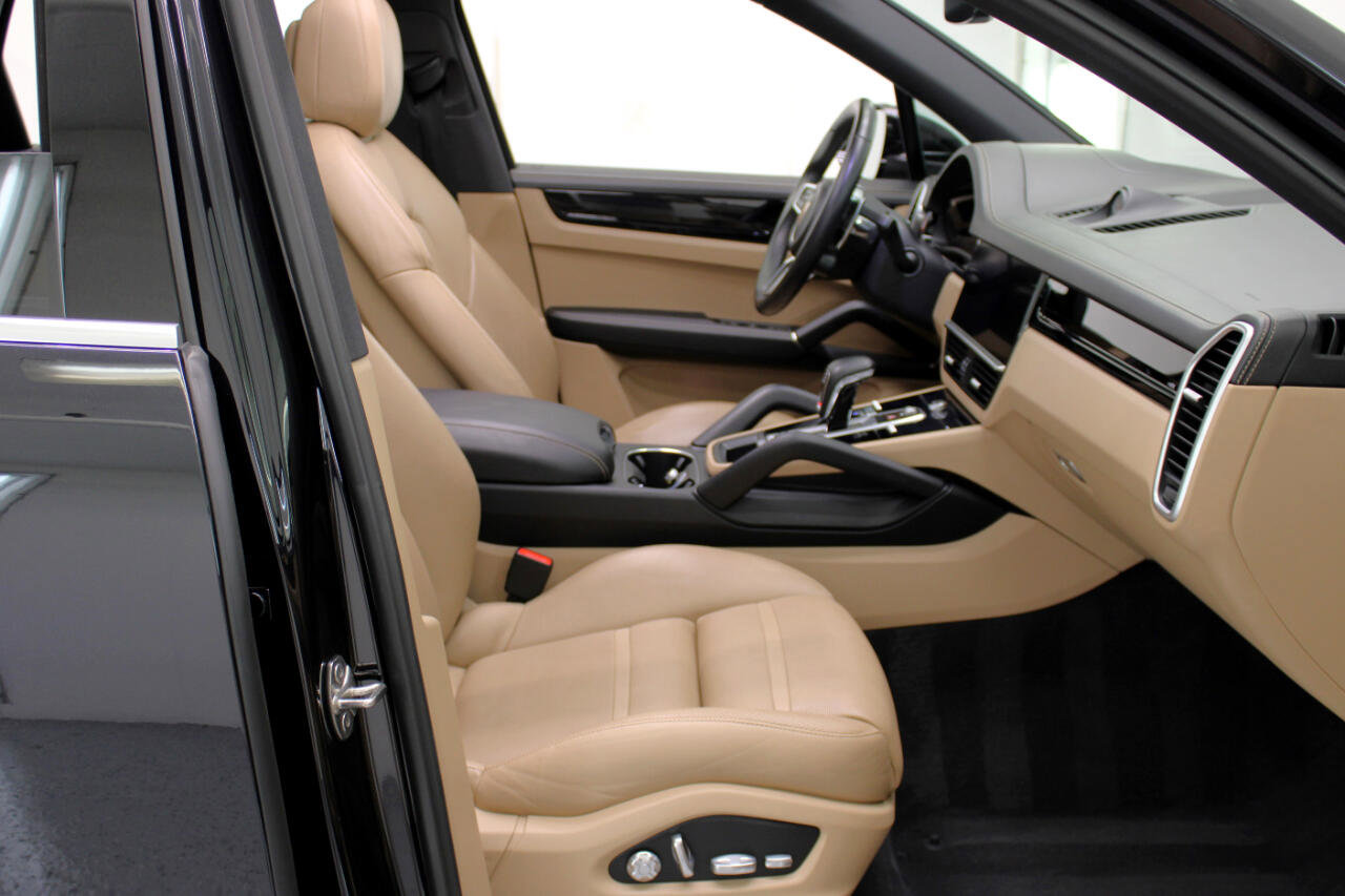Used 2019 Porsche Cayenne image 49