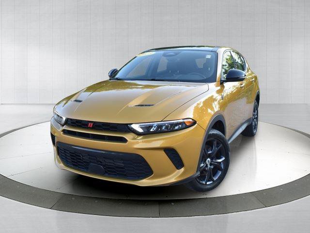 Used 2023 Dodge Hornet GT Plus w/ GT Blacktop Package AWD/4WD image 1