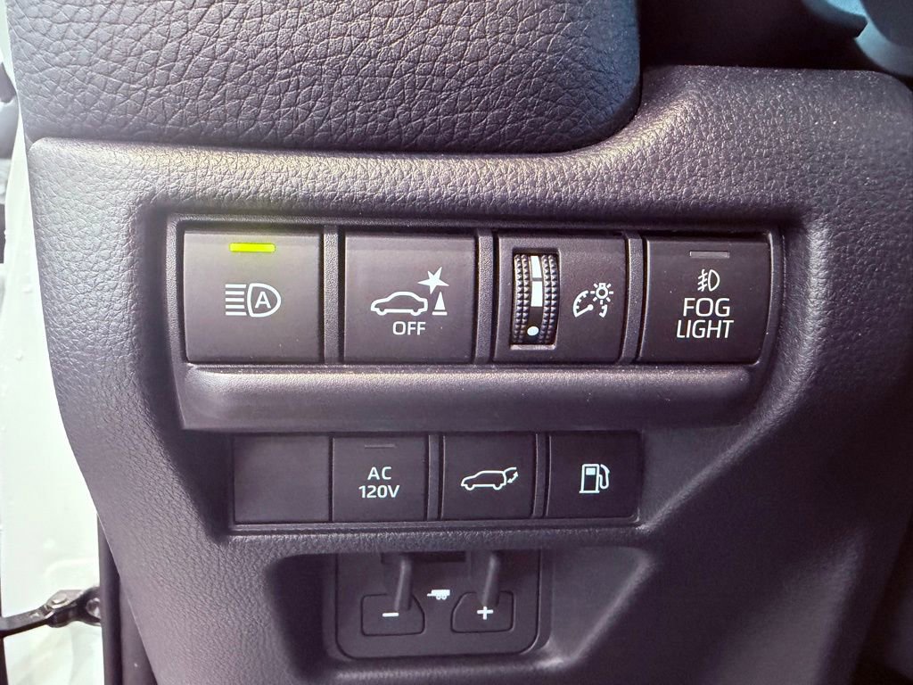 Used 2026 Toyota Land Cruiser w/ Premium Package AWD/4WD image 24