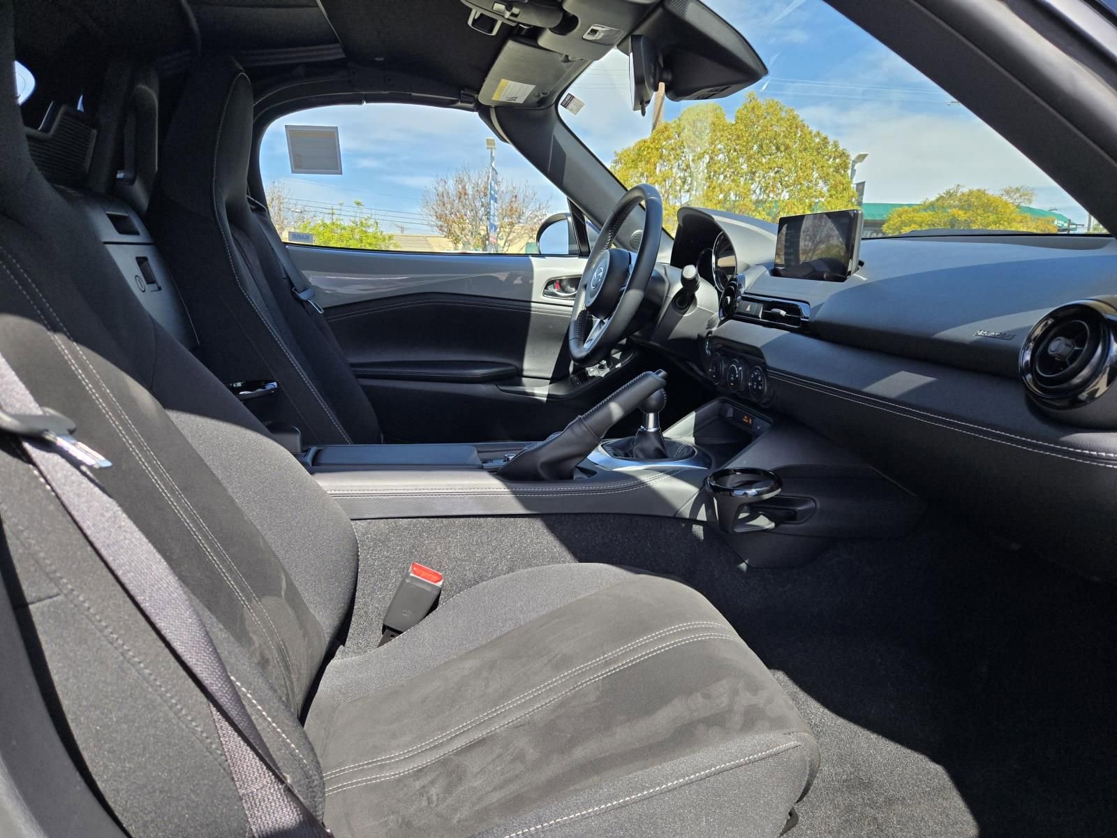 Used 2024 MAZDA MX-5 Miata Club w/ Interior Package image 28