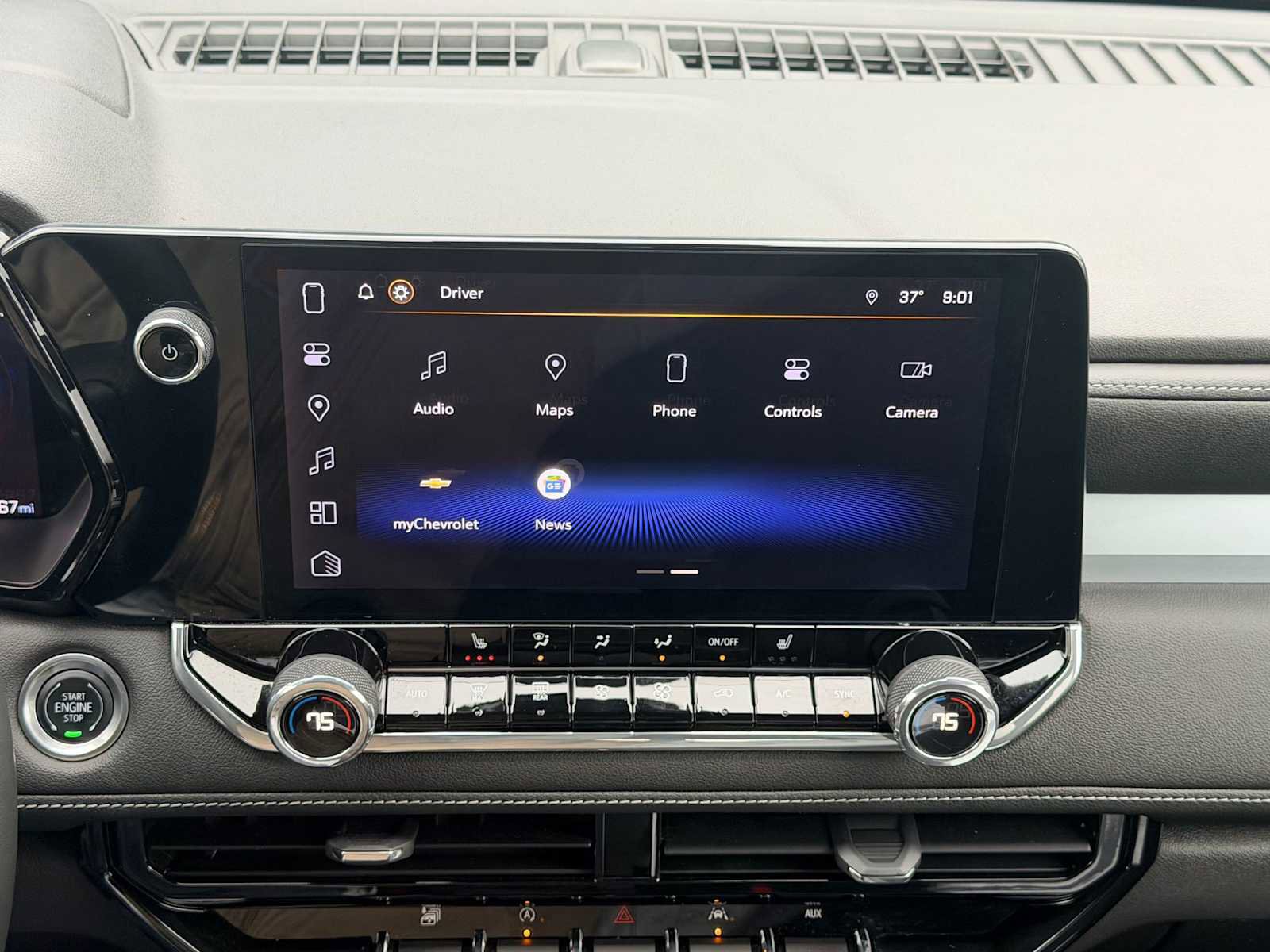 Used 2024 Chevrolet Colorado LT w/ LT Convenience Package II image 27