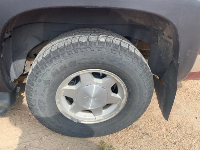 Used 2002 Chevrolet Suburban LS w/ Trailer Pkg AWD/4WD image 4