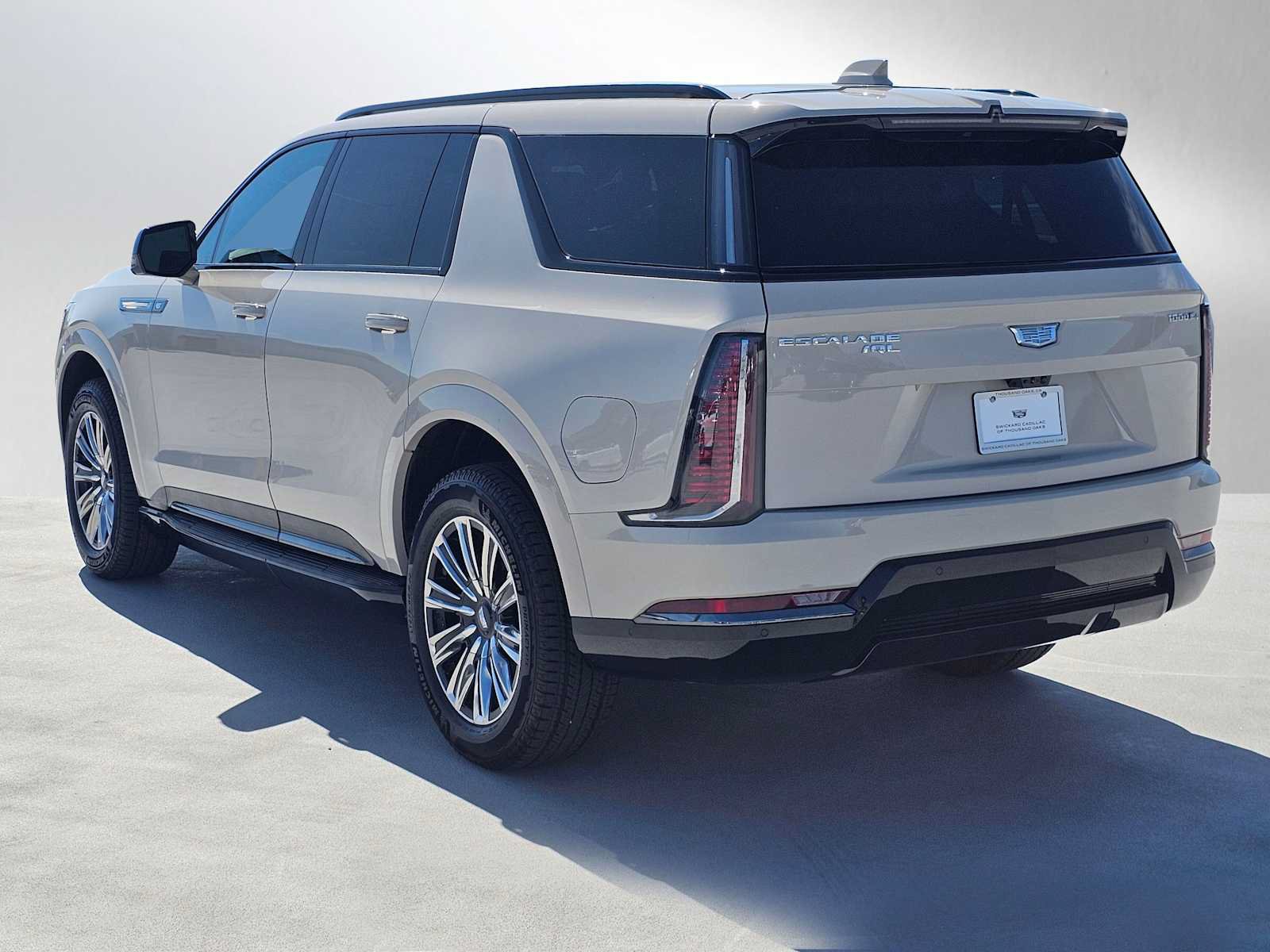 New 2026 Cadillac Escalade IQL Sport 1 w/ LPO, Floor Liner Package AWD/4WD image 5
