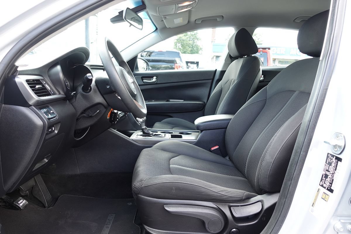Used 2019 Kia Optima LX FWD image 11