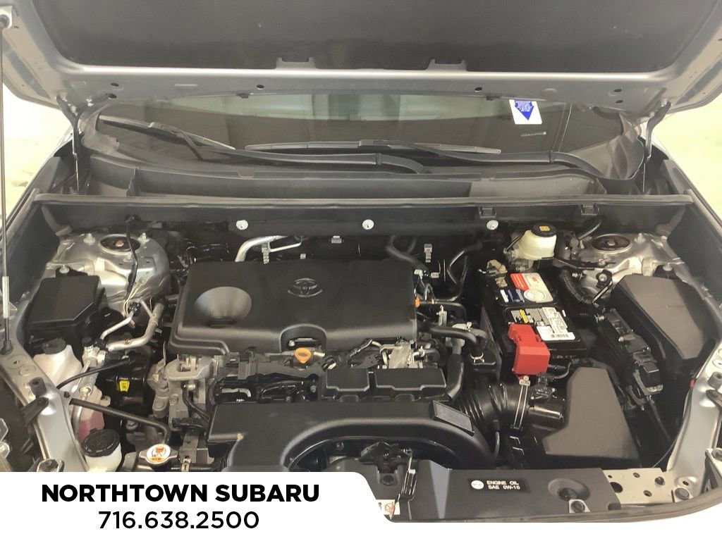 Used 2020 Toyota RAV4 XLE w/ Convenience Package image 24