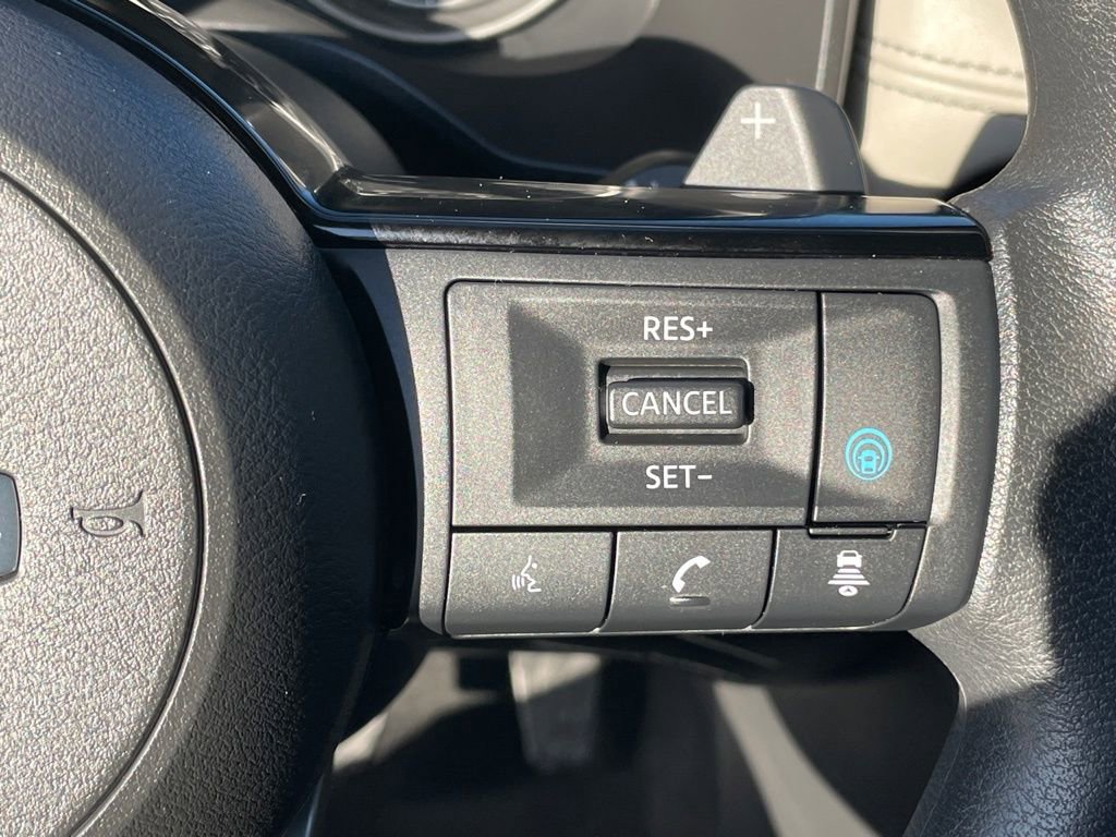 Certified 2023 Nissan Rogue SV AWD/4WD image 17