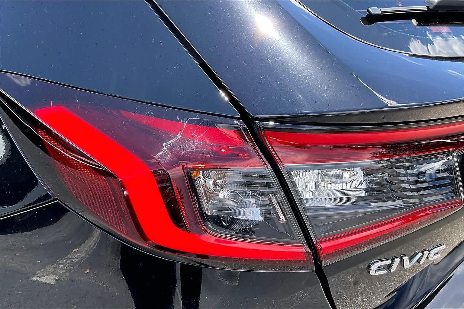 Used 2023 Honda Civic EX-L image 28