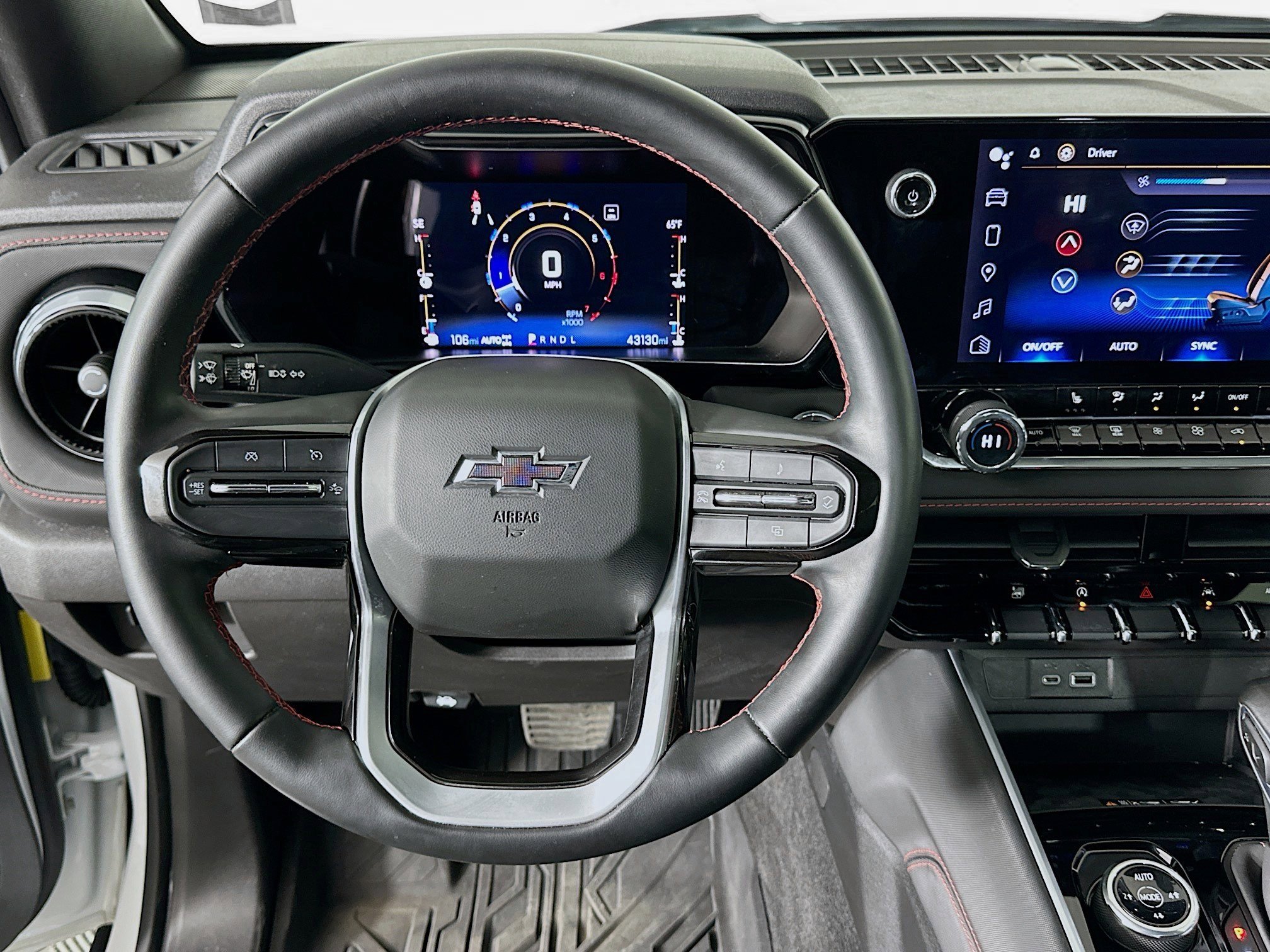 Used 2023 Chevrolet Colorado Z71 w/ Z71 Convenience Package 2 image 18