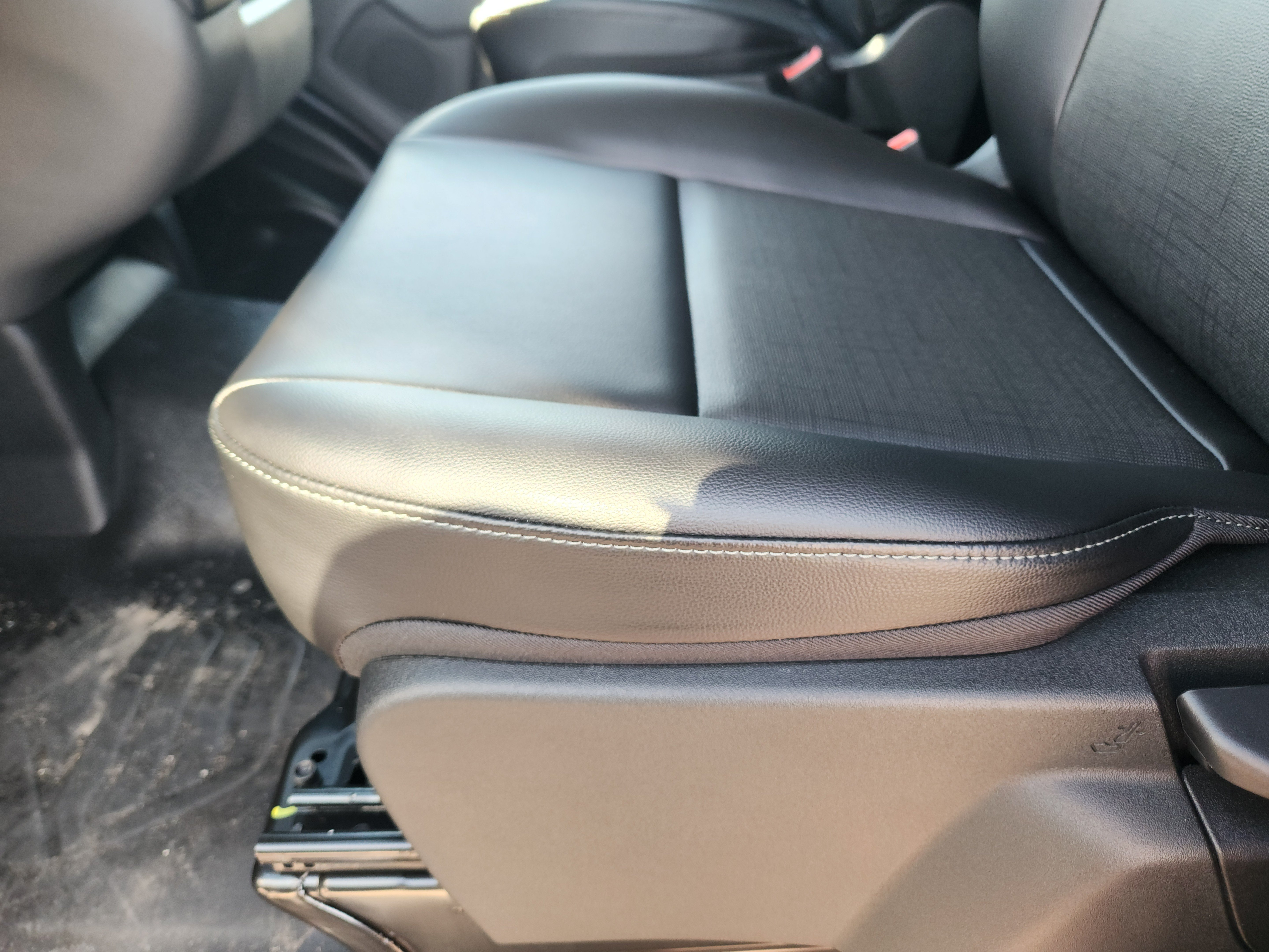 New 2027 Ford Transit 150 Low Roof RWD image 18