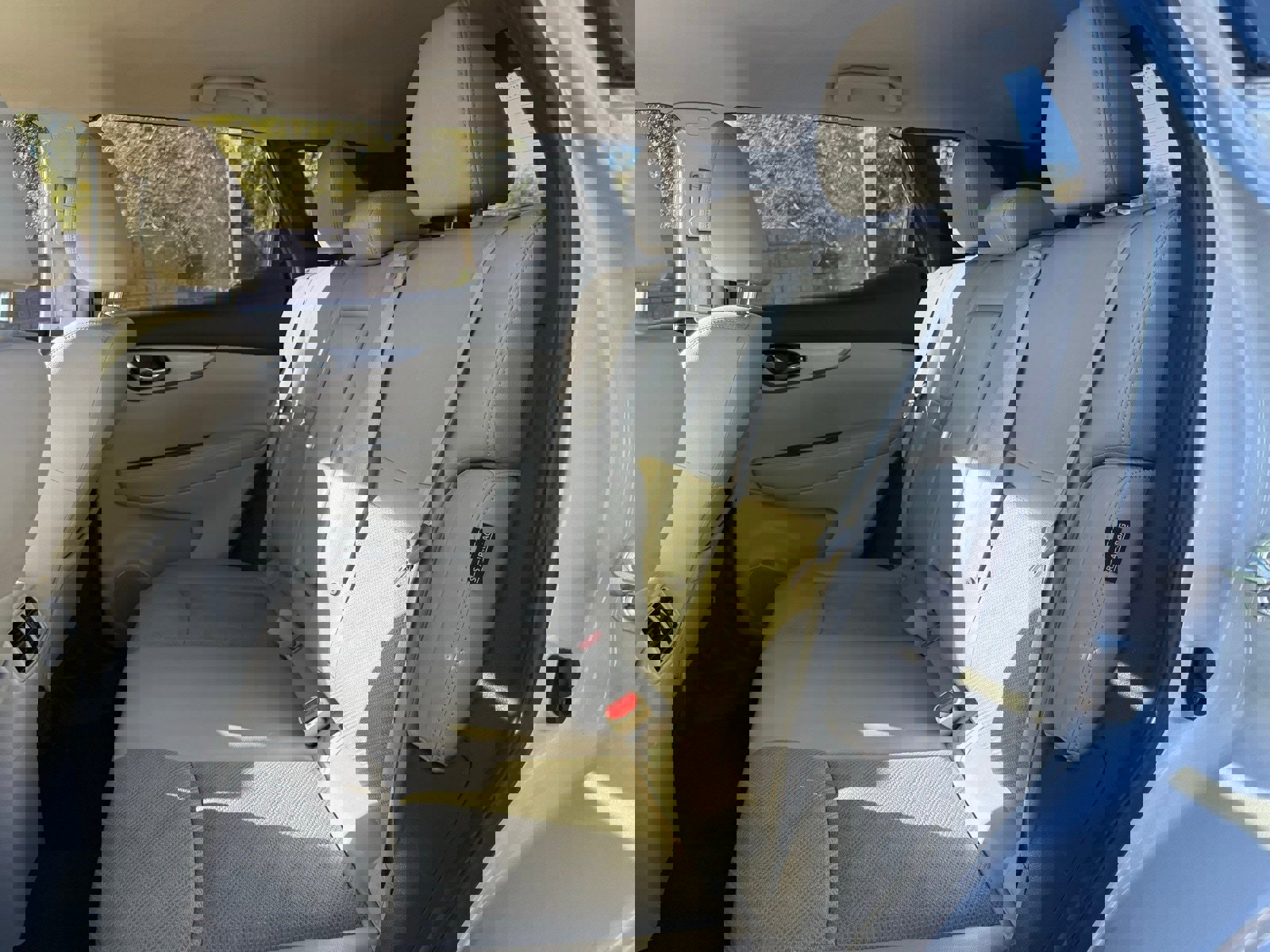 Used 2020 Nissan Rogue Sport SV w/ Technology Package image 9