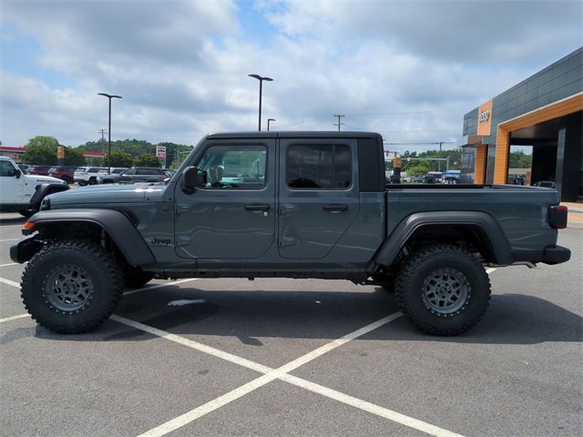 New 2025 Jeep Gladiator Sport image 7