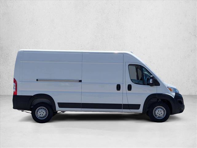 Used 2024 RAM ProMaster 2500 w/ Convenience Group FWD image 4
